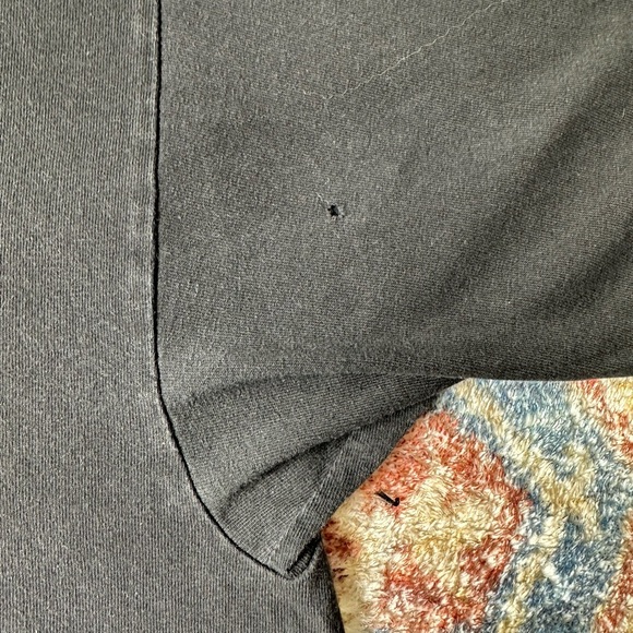 Vintage 2004 Nirvana Band T-shirt Size XL - Picture 5 of 5